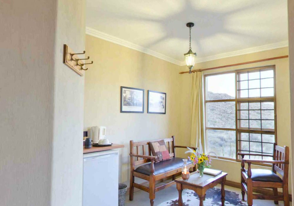 Klein-Aus Vista Desert Horse Inn Zewnętrze zdjęcie